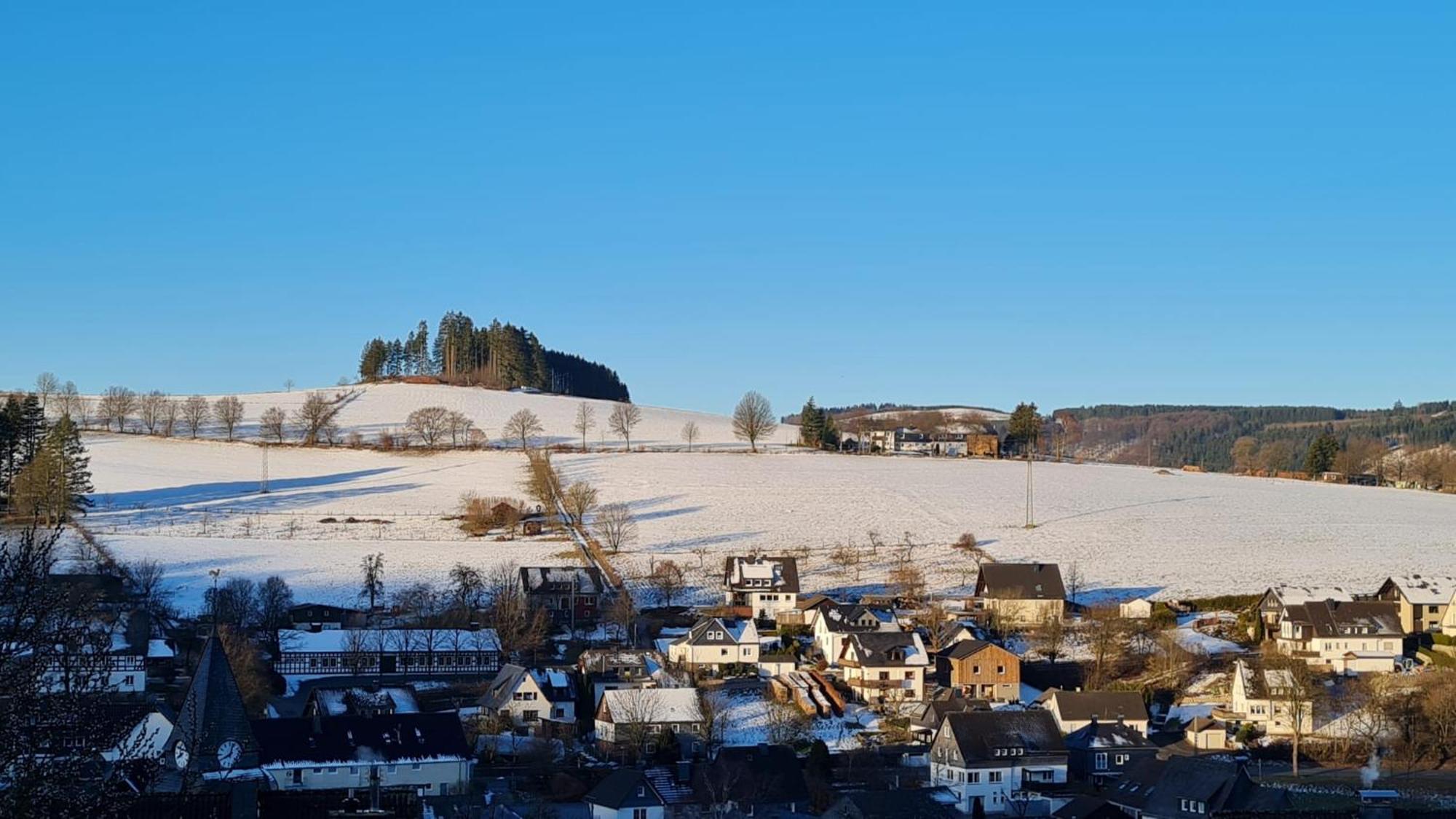 Wiemeringhausen Mountainview Villa מראה חיצוני תמונה